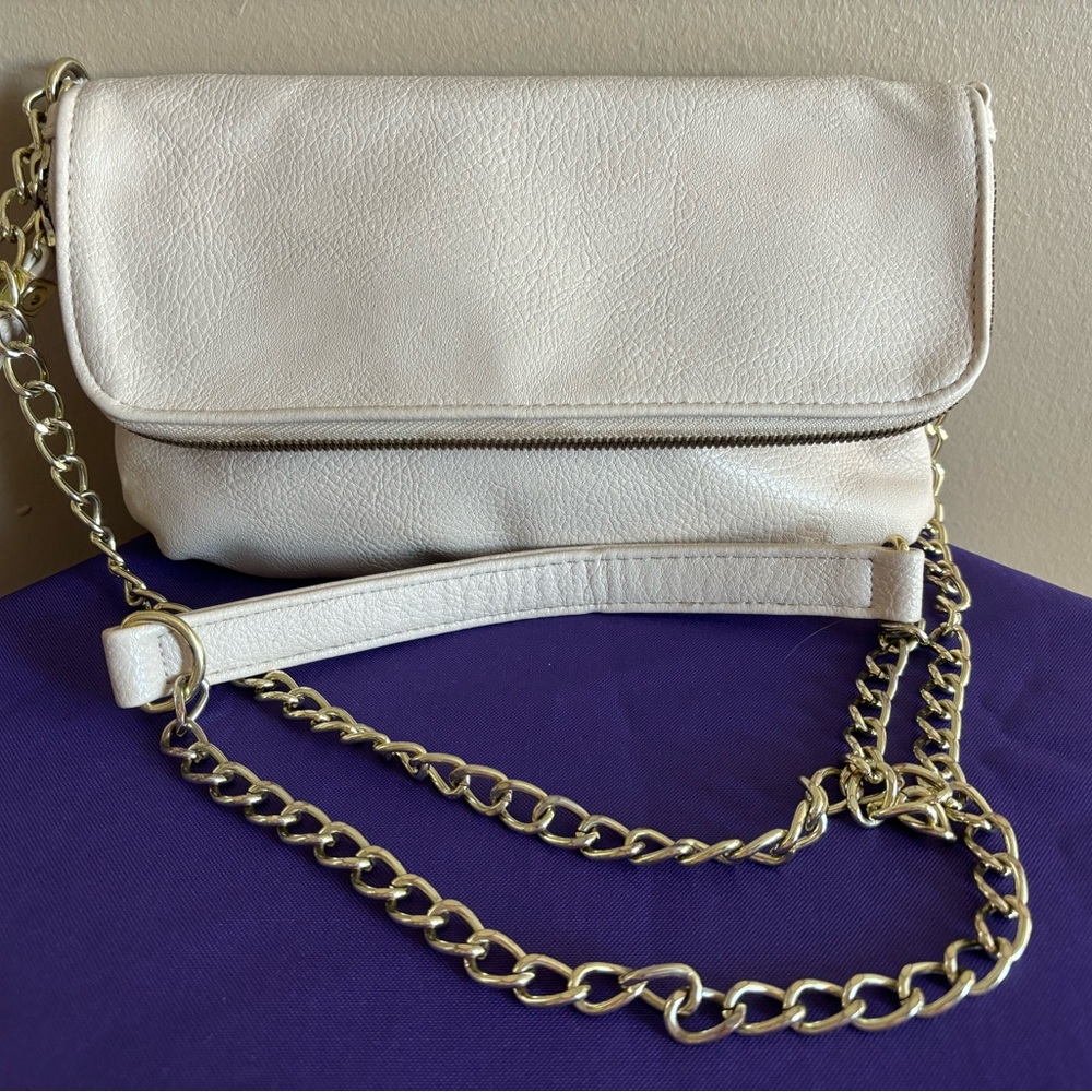 lp Blue purse with gold chain